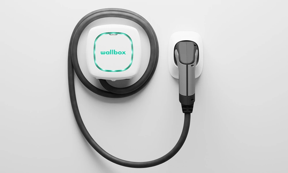 Wallbox Pulsar Plus 7,4kW fehér 5 méter T2 WB-PP-74kW-5M-T2-W-WOP